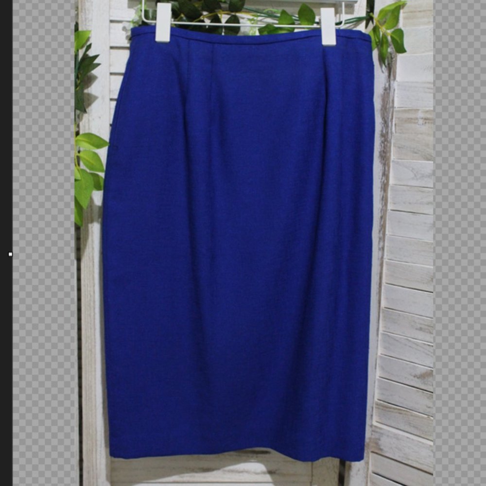 Lord Taylor Royal blue pencil skirt (1417)